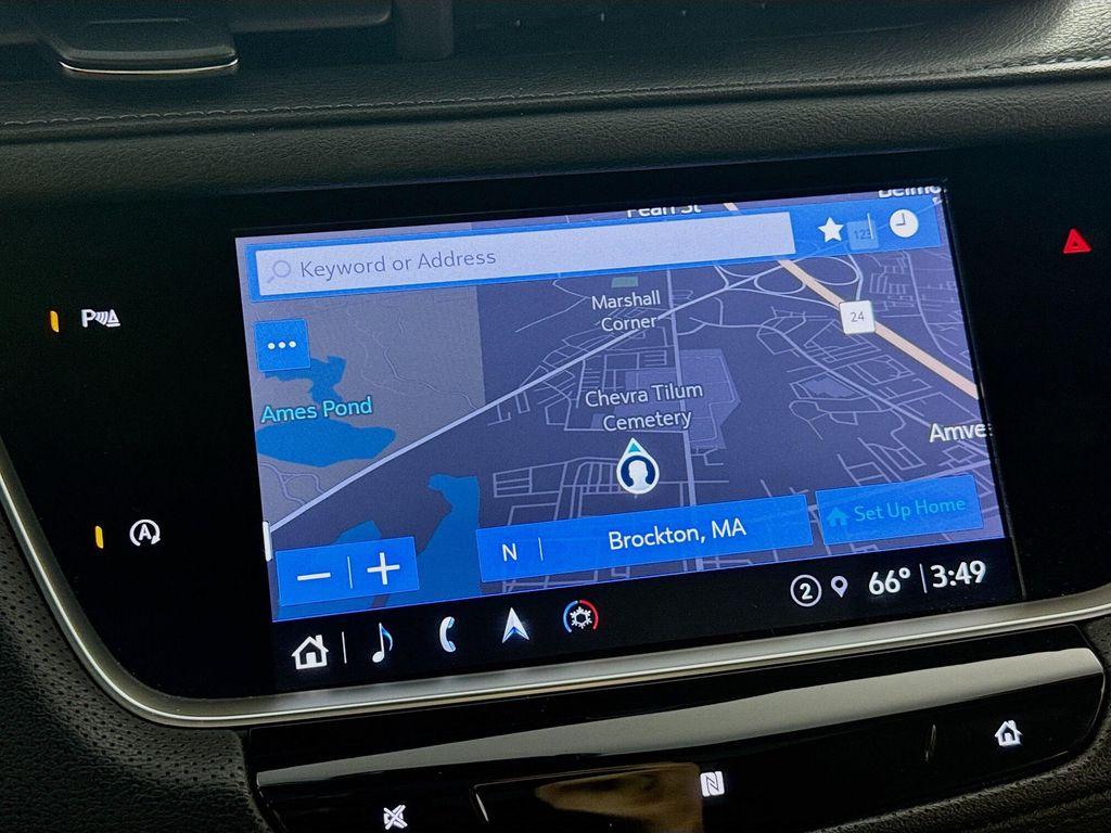 used 2021 Cadillac XT5 car, priced at $25,590