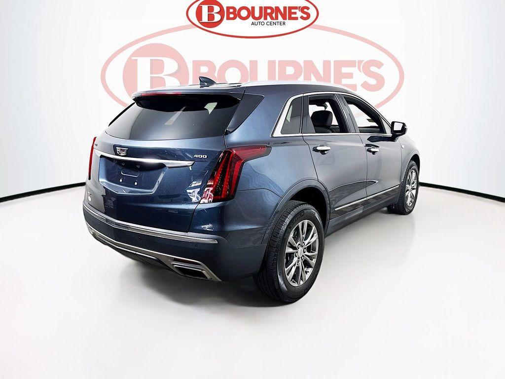 used 2021 Cadillac XT5 car, priced at $25,590