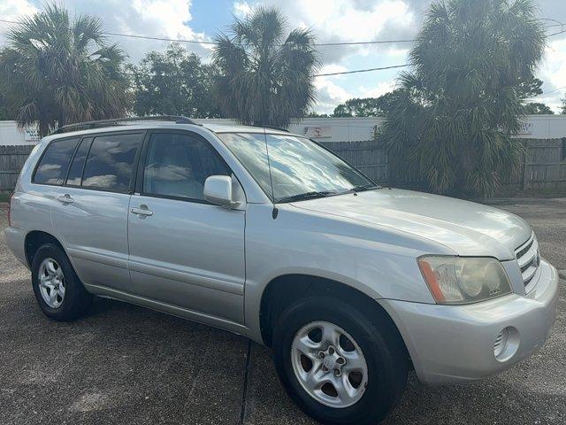 used 2003 Toyota Highlander car, priced at $9,995