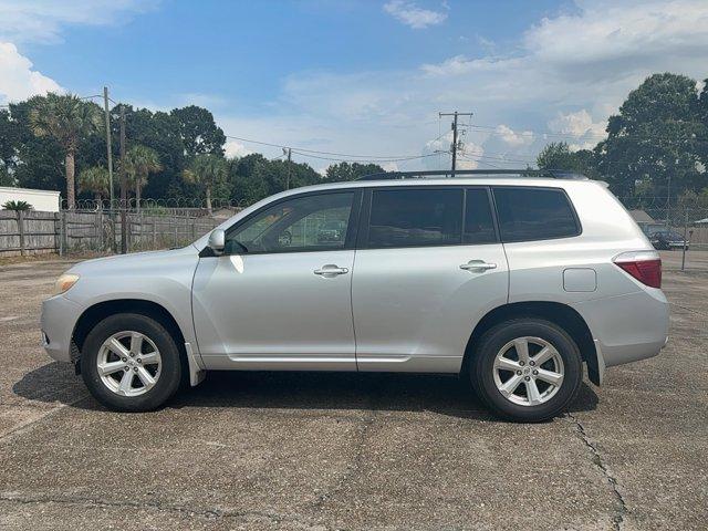 used 2009 Toyota Highlander car, priced at $8,995