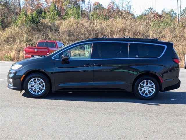 used 2022 Chrysler Pacifica car, priced at $21,500