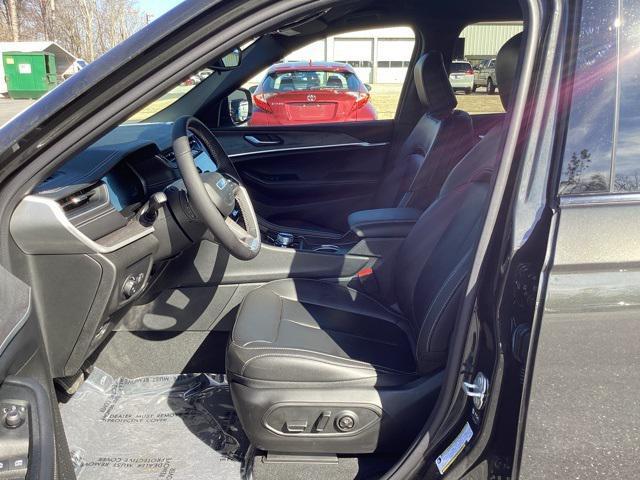 new 2024 Jeep Grand Cherokee L car, priced at $46,998