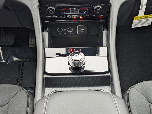 new 2025 Jeep Grand Cherokee car, priced at $36,776