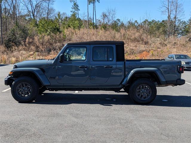 used 2024 Jeep Gladiator car, priced at $36,899