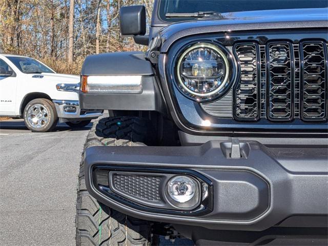 new 2025 Jeep Wrangler car, priced at $48,464