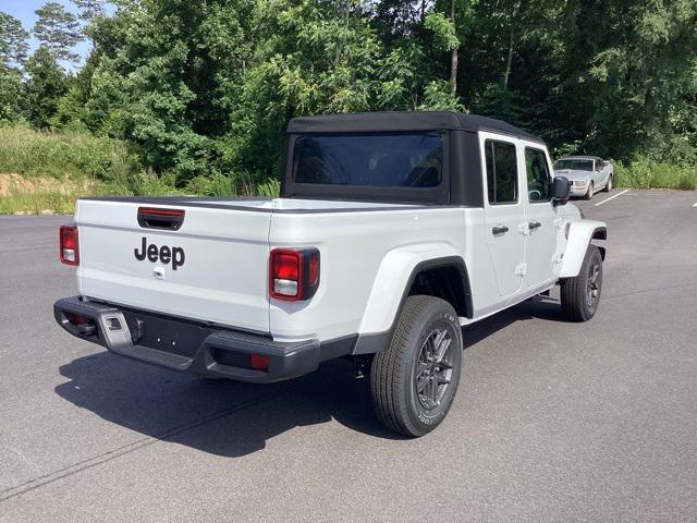 new 2024 Jeep Gladiator car, priced at $38,998