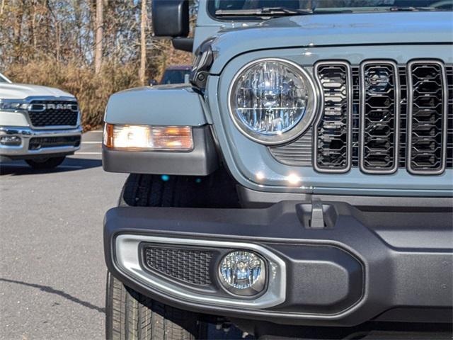 new 2025 Jeep Gladiator car, priced at $44,964