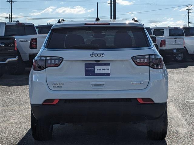 new 2025 Jeep Compass car, priced at $26,099