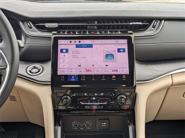 new 2025 Jeep Grand Cherokee L car, priced at $49,870