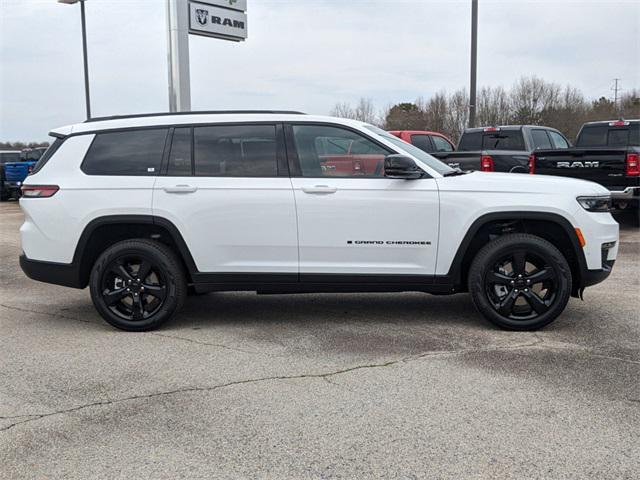 new 2025 Jeep Grand Cherokee L car, priced at $50,337