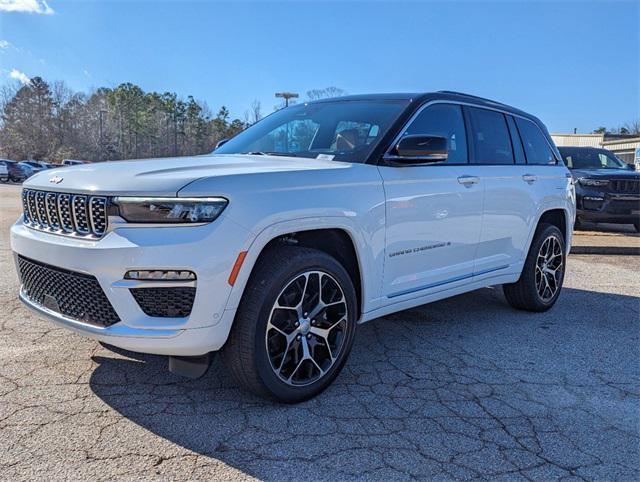 new 2025 Jeep Grand Cherokee car, priced at $67,007