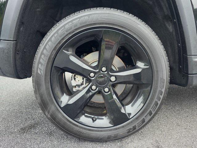 used 2024 Jeep Grand Cherokee car, priced at $36,599