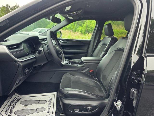 used 2024 Jeep Grand Cherokee car, priced at $36,599