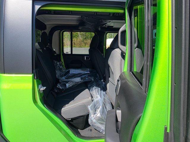 new 2025 Jeep Gladiator car, priced at $46,762