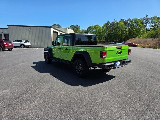 new 2025 Jeep Gladiator car, priced at $46,762