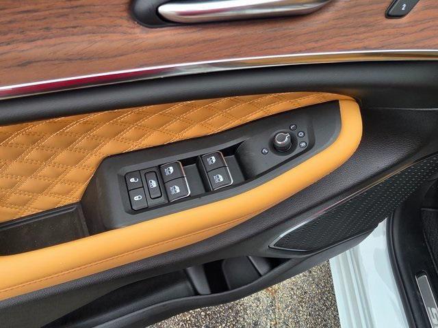 new 2025 Jeep Grand Cherokee L car, priced at $59,542