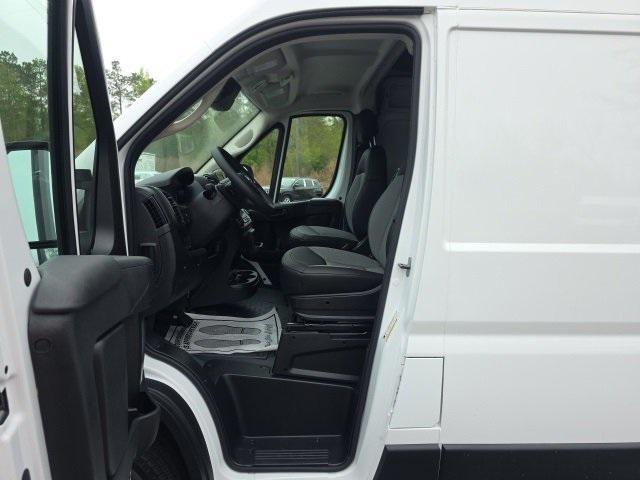new 2025 Ram ProMaster 2500 car, priced at $50,312