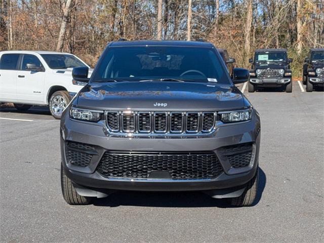 new 2025 Jeep Grand Cherokee car, priced at $37,002