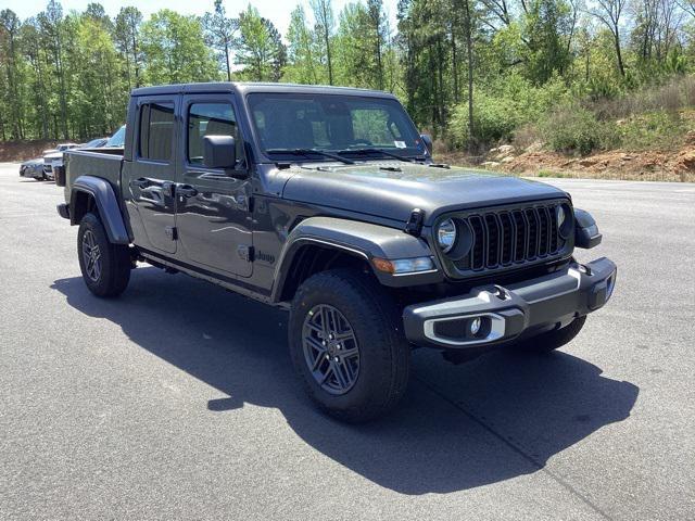 new 2024 Jeep Gladiator car, priced at $41,270