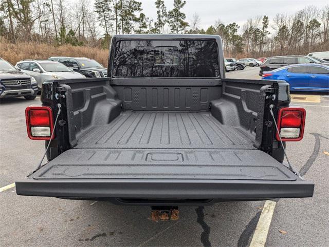 new 2025 Jeep Gladiator car, priced at $42,111