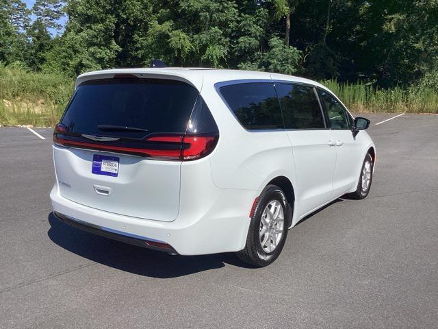 used 2024 Chrysler Pacifica car, priced at $37,200