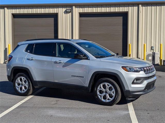 new 2025 Jeep Compass car, priced at $27,646