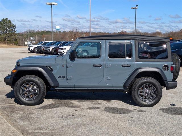 new 2025 Jeep Wrangler car, priced at $45,013