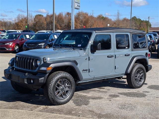 new 2025 Jeep Wrangler car, priced at $45,013