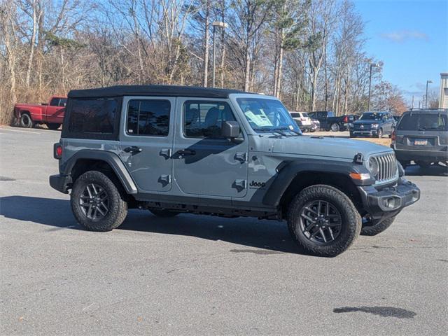 new 2025 Jeep Wrangler car, priced at $45,013