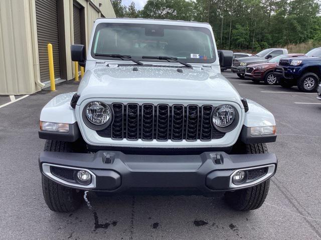 new 2024 Jeep Gladiator car, priced at $43,998