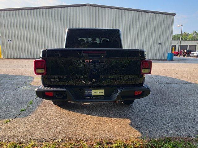 new 2025 Jeep Gladiator car, priced at $46,500