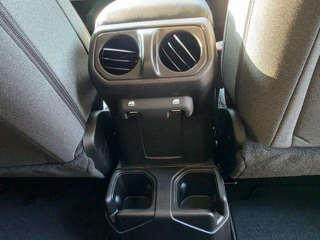 new 2025 Jeep Gladiator car, priced at $46,500