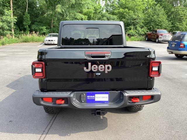 new 2024 Jeep Gladiator car, priced at $51,998