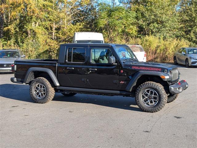 new 2024 Jeep Gladiator car, priced at $53,883