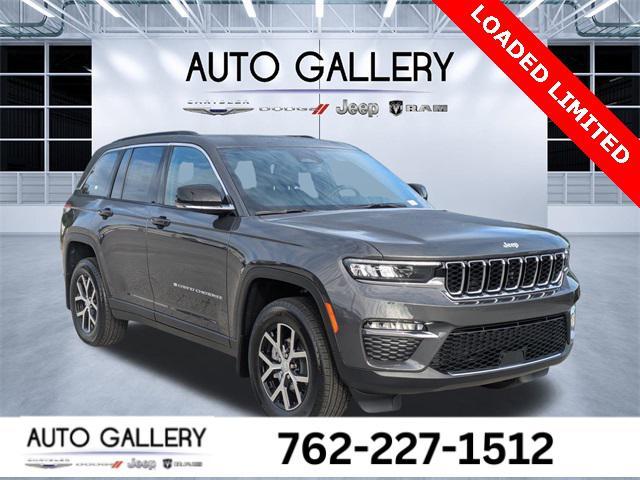 new 2025 Jeep Grand Cherokee car, priced at $43,803