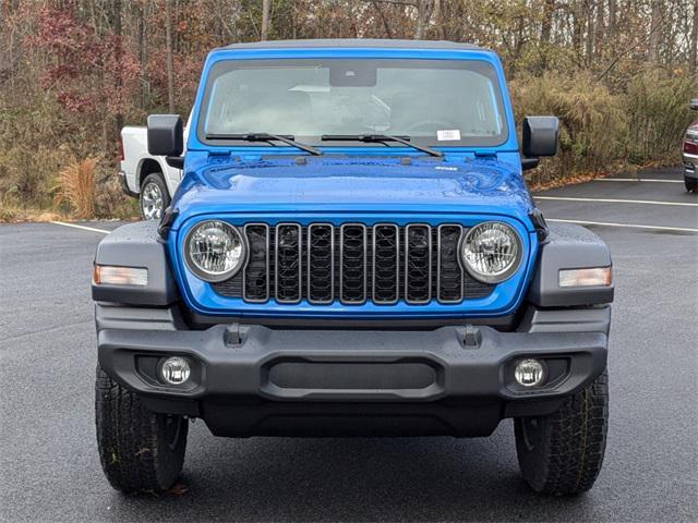 new 2025 Jeep Wrangler car, priced at $43,217