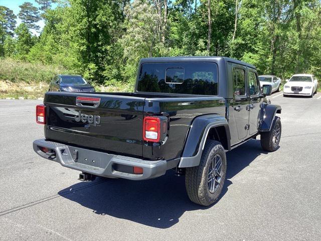 new 2024 Jeep Gladiator car, priced at $41,270