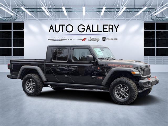 new 2024 Jeep Gladiator car, priced at $55,413