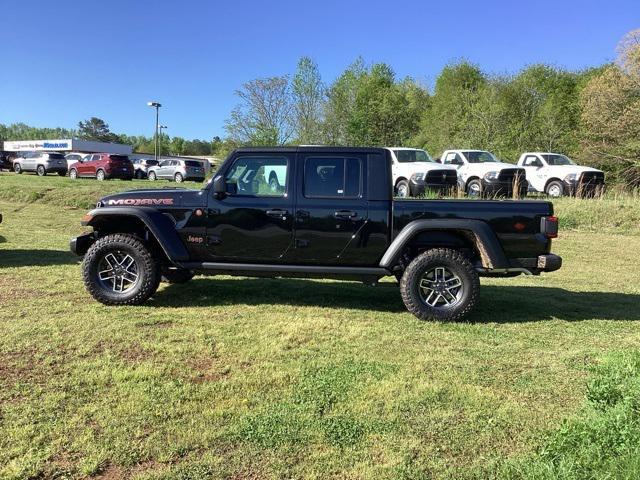 new 2024 Jeep Gladiator car, priced at $53,220