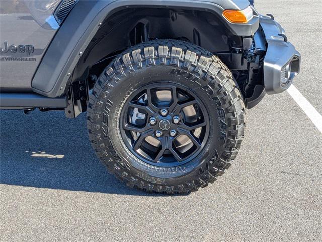 new 2025 Jeep Wrangler car, priced at $46,916