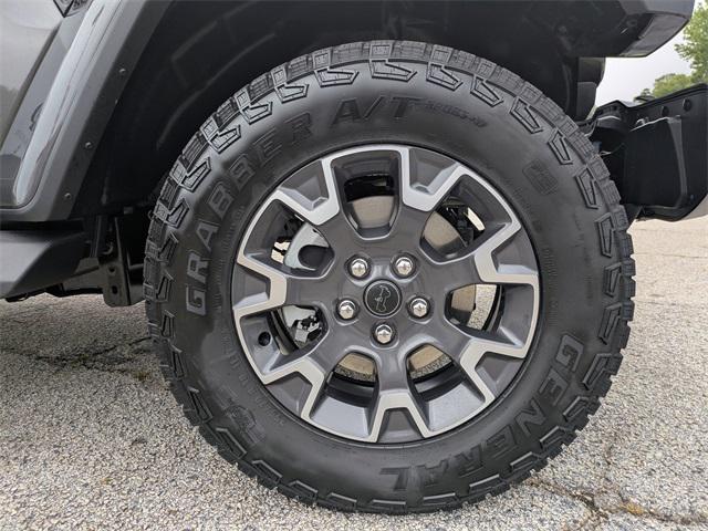 new 2025 Jeep Wrangler car, priced at $59,007