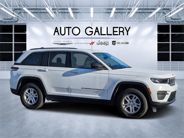 used 2023 Jeep Grand Cherokee car, priced at $30,995