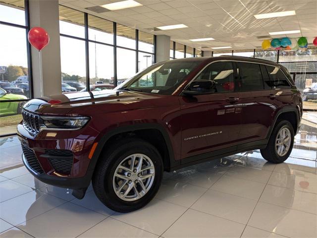 new 2025 Jeep Grand Cherokee car, priced at $37,002