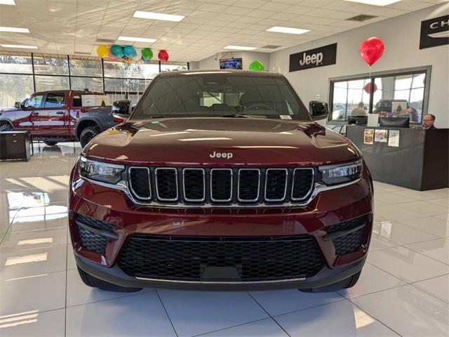 new 2025 Jeep Grand Cherokee car, priced at $37,002