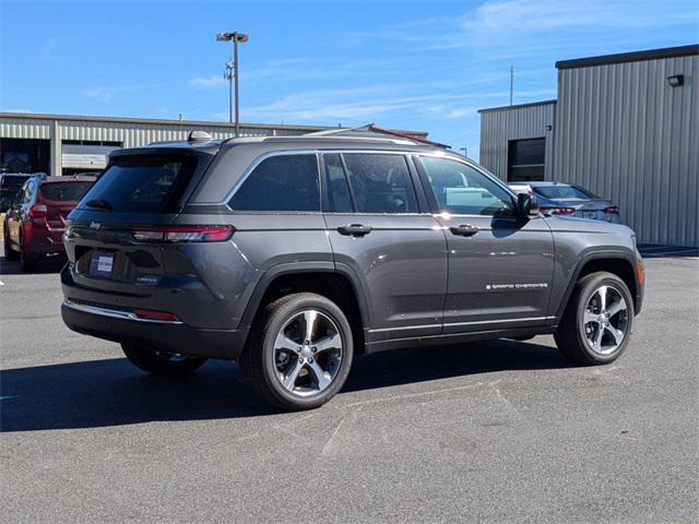 new 2024 Jeep Grand Cherokee car, priced at $44,625