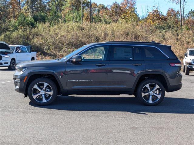 new 2024 Jeep Grand Cherokee car, priced at $44,625