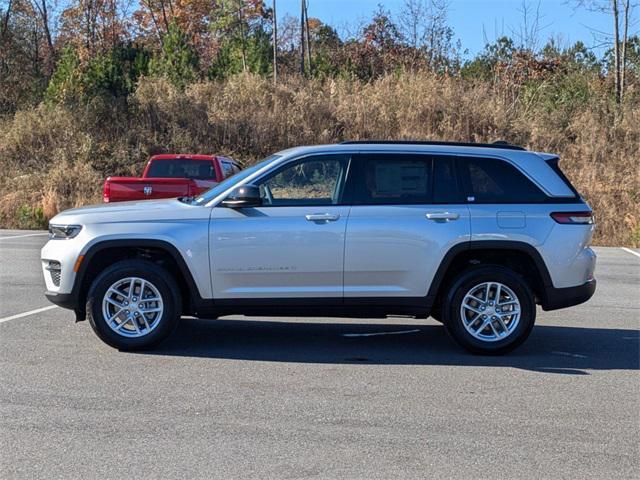 new 2025 Jeep Grand Cherokee car, priced at $37,002