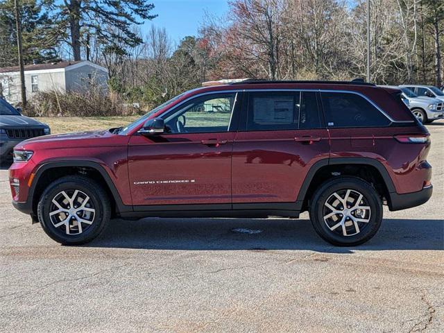 new 2025 Jeep Grand Cherokee car, priced at $40,578