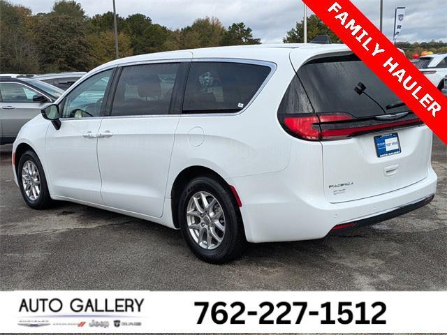 used 2024 Chrysler Pacifica car, priced at $28,421