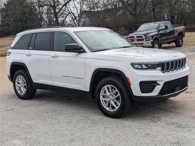 new 2025 Jeep Grand Cherokee car, priced at $35,715